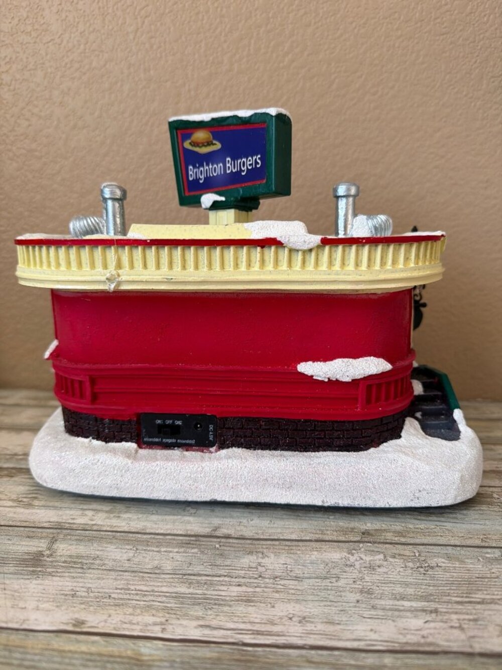 2022 Carole Towne Brighton Burgers Diner 2022 LED Musical Animated Village w/Box - Picture 5 of 17